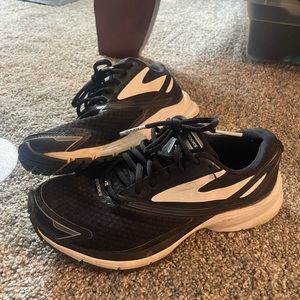 Brooks Launch 4 Running Shoes